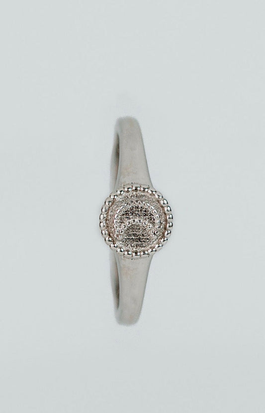 Selini Signet Ring